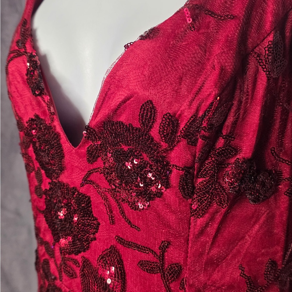 Shine Language Dress - Wine Red - Picture 6 of 8